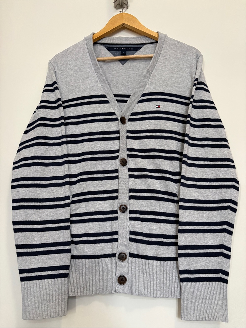 Tommy Hilfiger Men's Striped V-Neck Cardigan Sweater Knit with Pockets